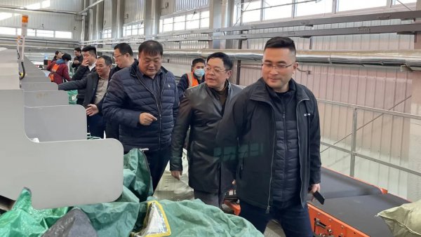 蘇寧易購(gòu)、中國(guó)輕工企業(yè)投資發(fā)展協(xié)會(huì)蒞臨交投集團(tuán)考察