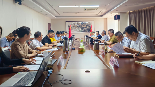 中輕投投融資管理中心、微微一笑（南京）傳媒公司到交投集團洽談合作