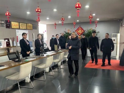 交投集團(tuán)黨委書記、董事長張海輝看望慰問一線職工